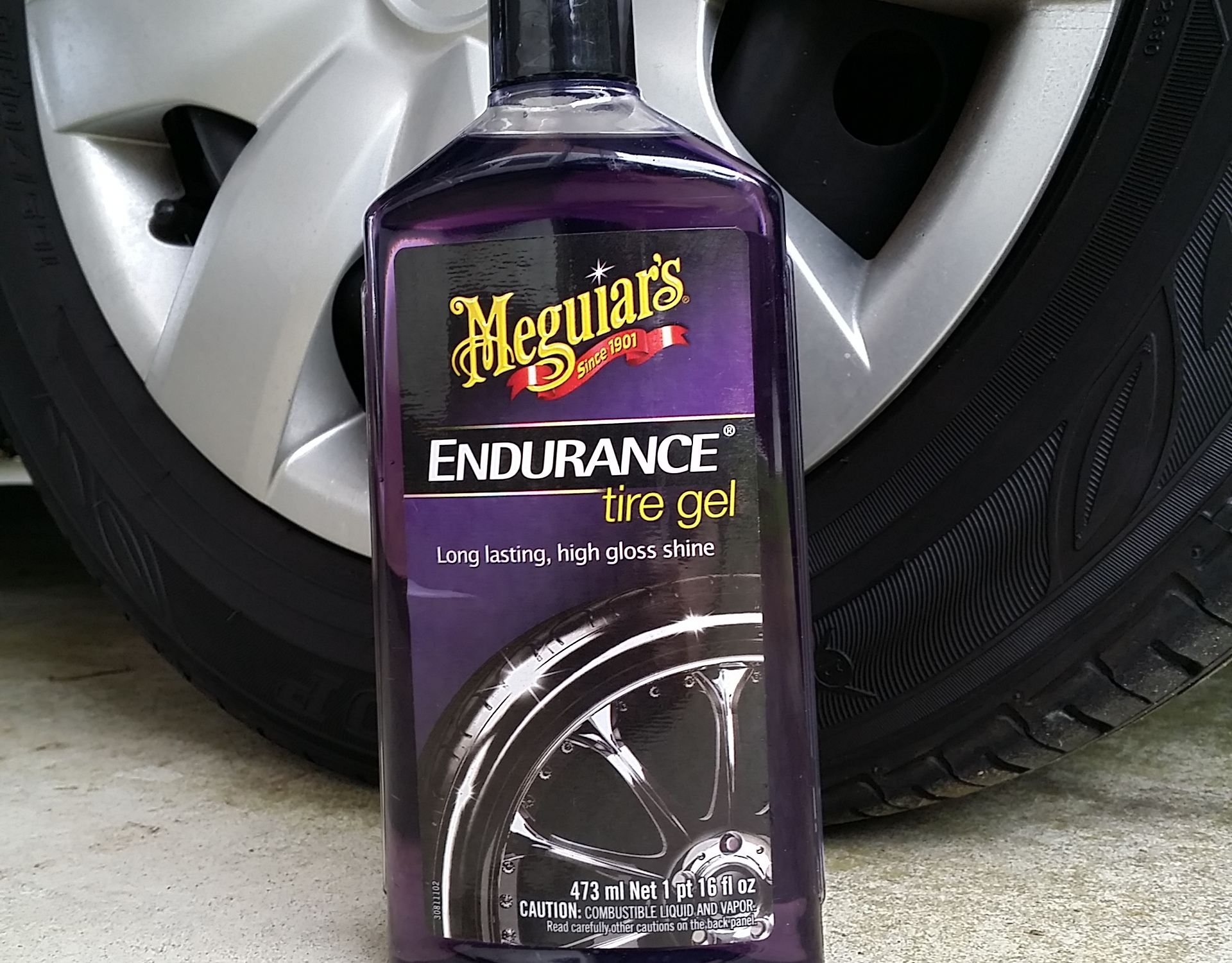 Meguiar's - Never used Endurance Tire Gel? Here's why you should! .  🍇Advanced polymers provide lasting, high gloss protection. 🍇Protects  against UV damage and browning. 🍇The rich gel allows for full control